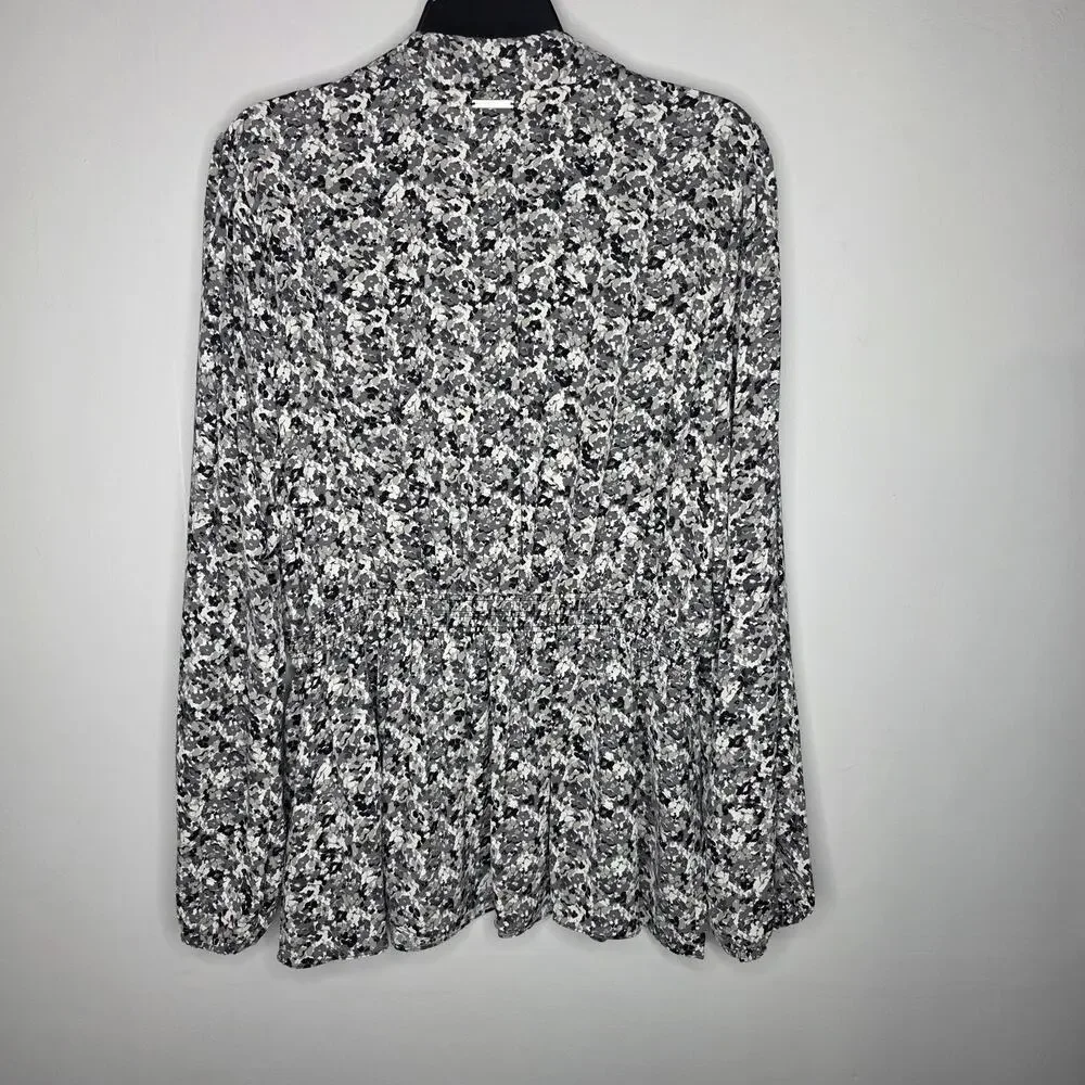 Michael Kors Womens XL Black Gray Floral V Neck Button Blouse Top Long Sleeve